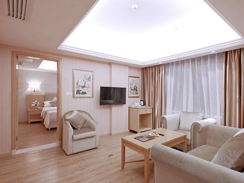 Vienna 3 Best Hotel Baise Zhongshan Road City Central Exterior photo